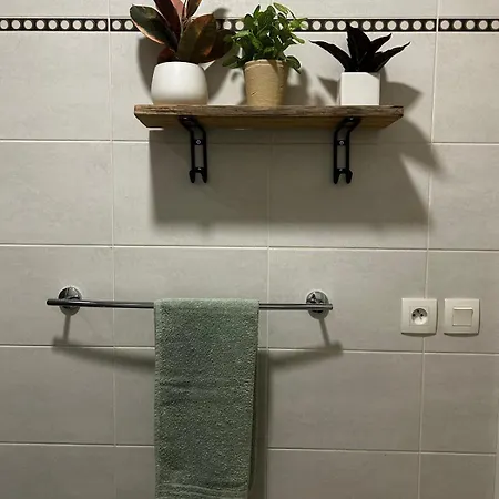 Апартаменты La Orquidea - Sleeps 2 To 4 - 3 *
