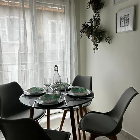 Апартаменты La Orquidea - Sleeps 2 To 4 - 3 *